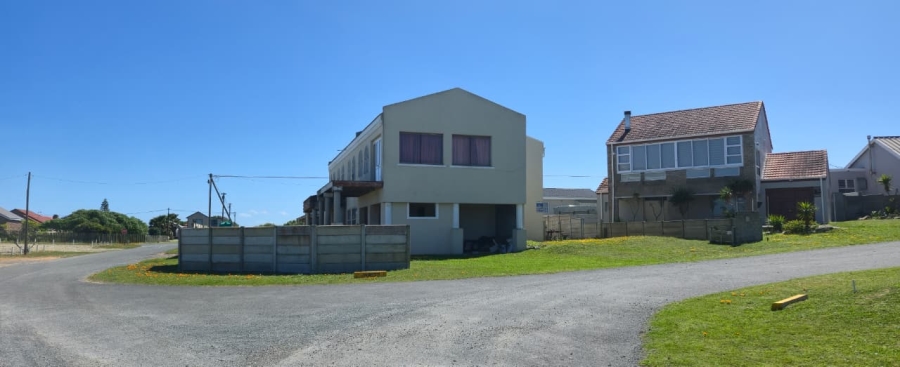4 Bedroom Property for Sale in Franskraal Western Cape